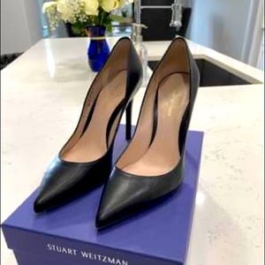Stuart Weitzman Pumps. Size 38